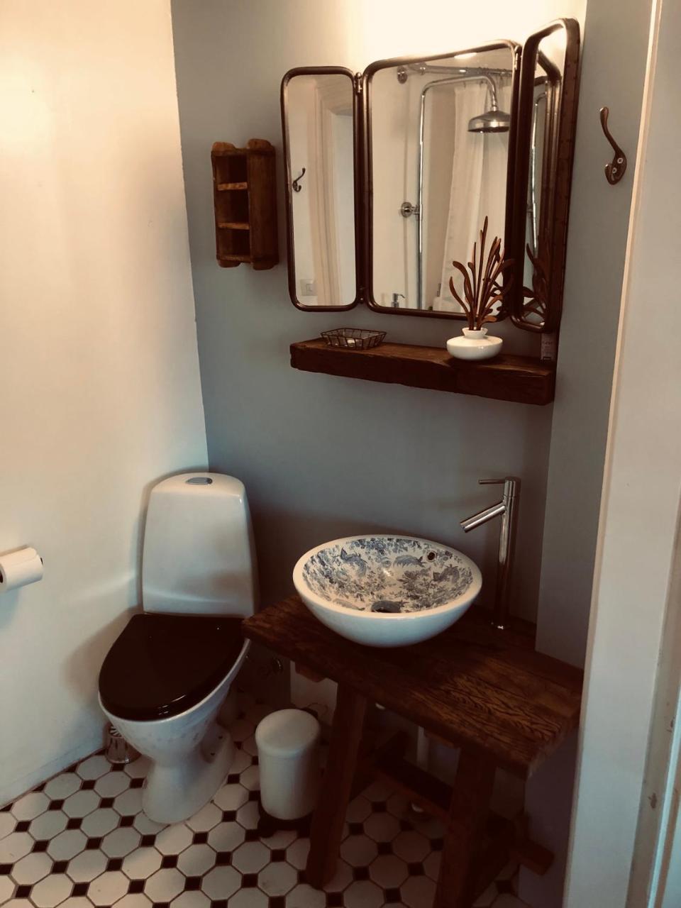 Äppelgården Bed & Breakfast Mariestad Eksteriør bilde